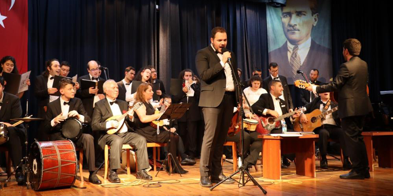 Otizmli bireyler sahne aldı