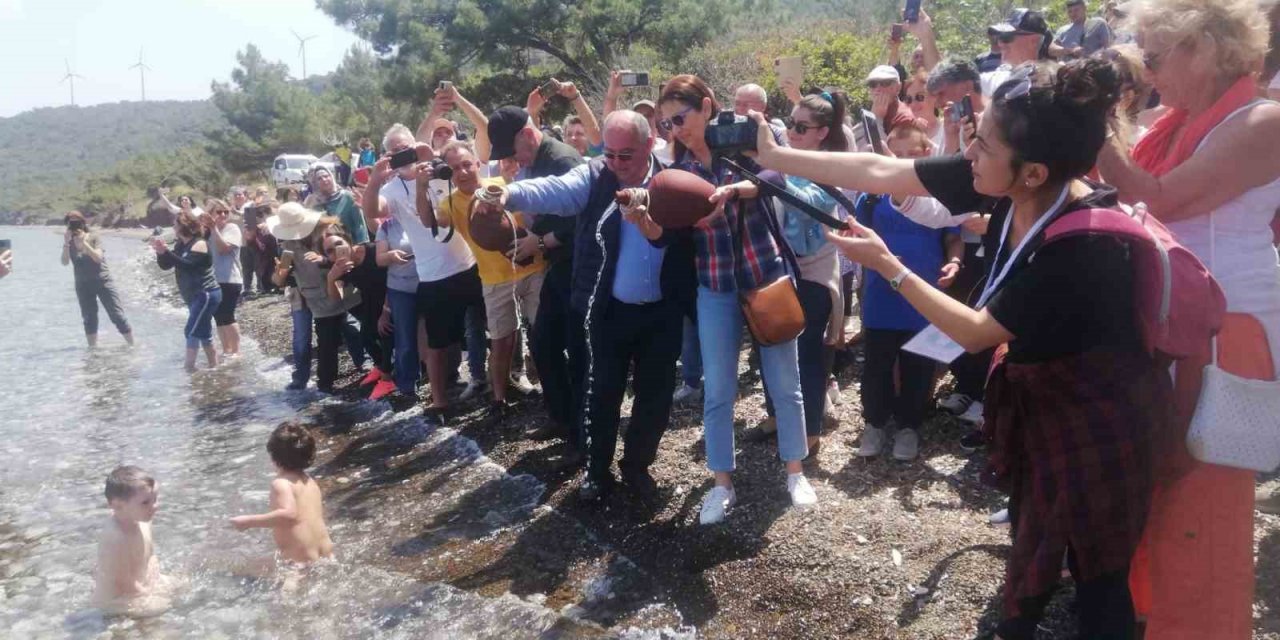 Akdeniz’den testilerle taşınan su Ege’ye döküldü