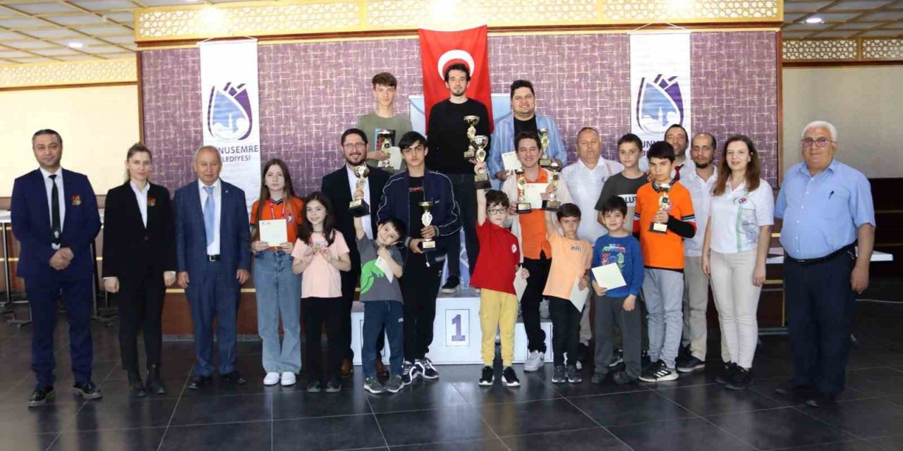 Yunusemre’de satranç şöleni sona erdi