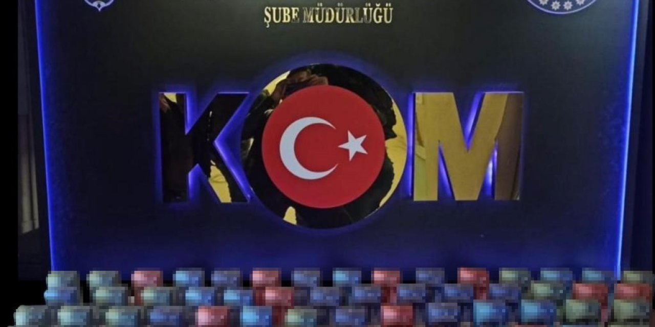 Binlerce kaçak ürünle yakalandılar