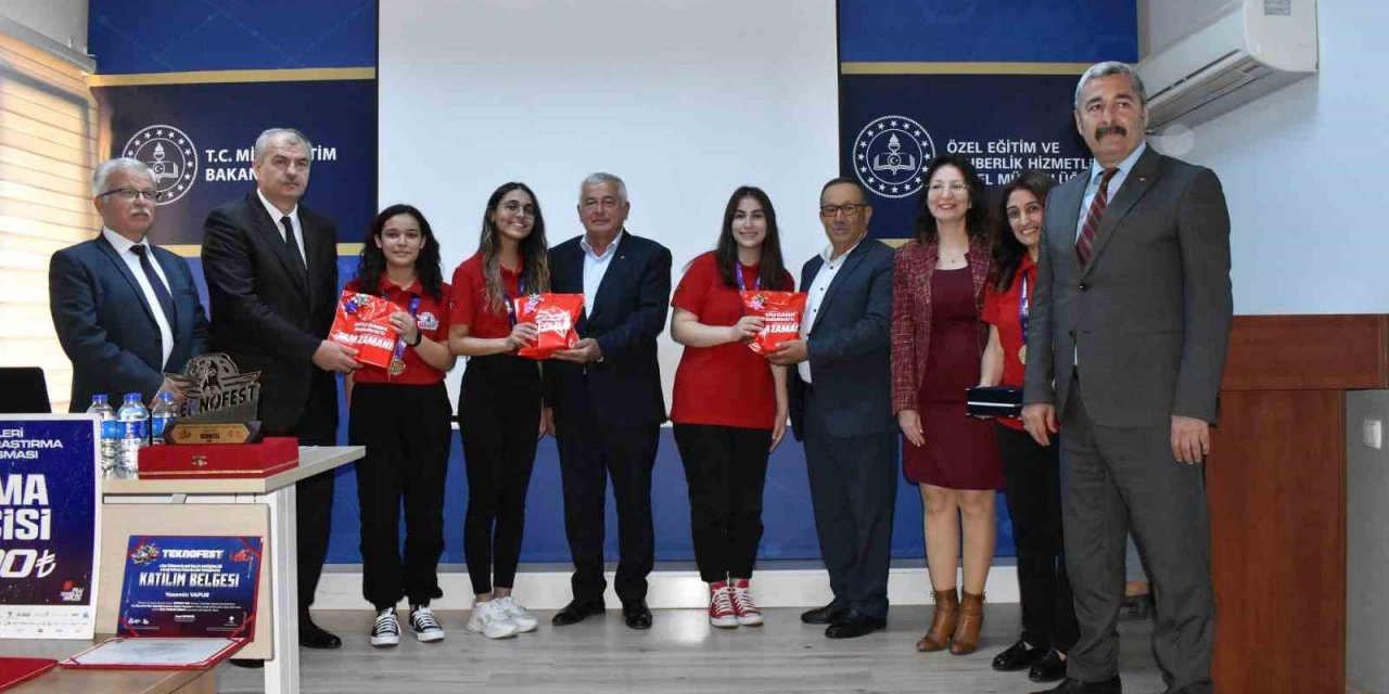 Türkiye birincisi BİLSEM  öğrencilerini ödüllendirildi