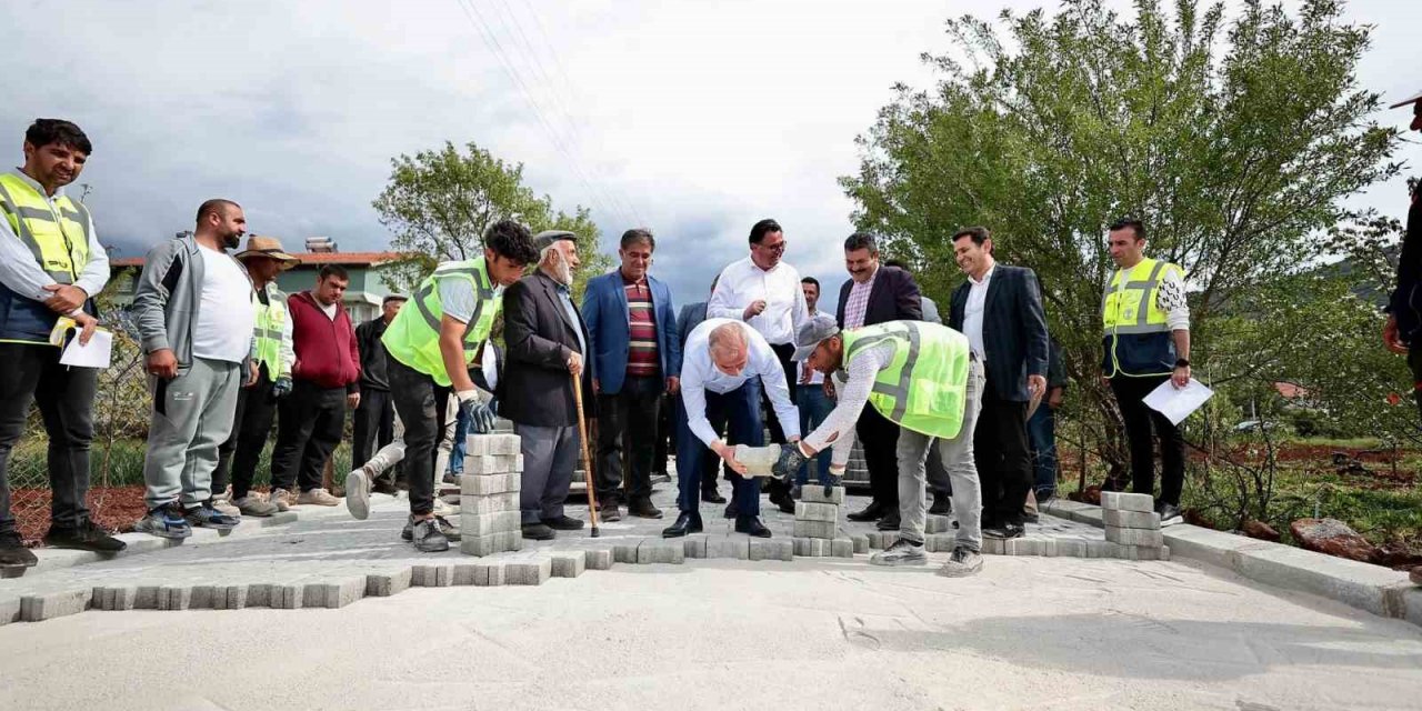 Başkan Zolan baba ocağında hemşehrileriyle kucaklaştı