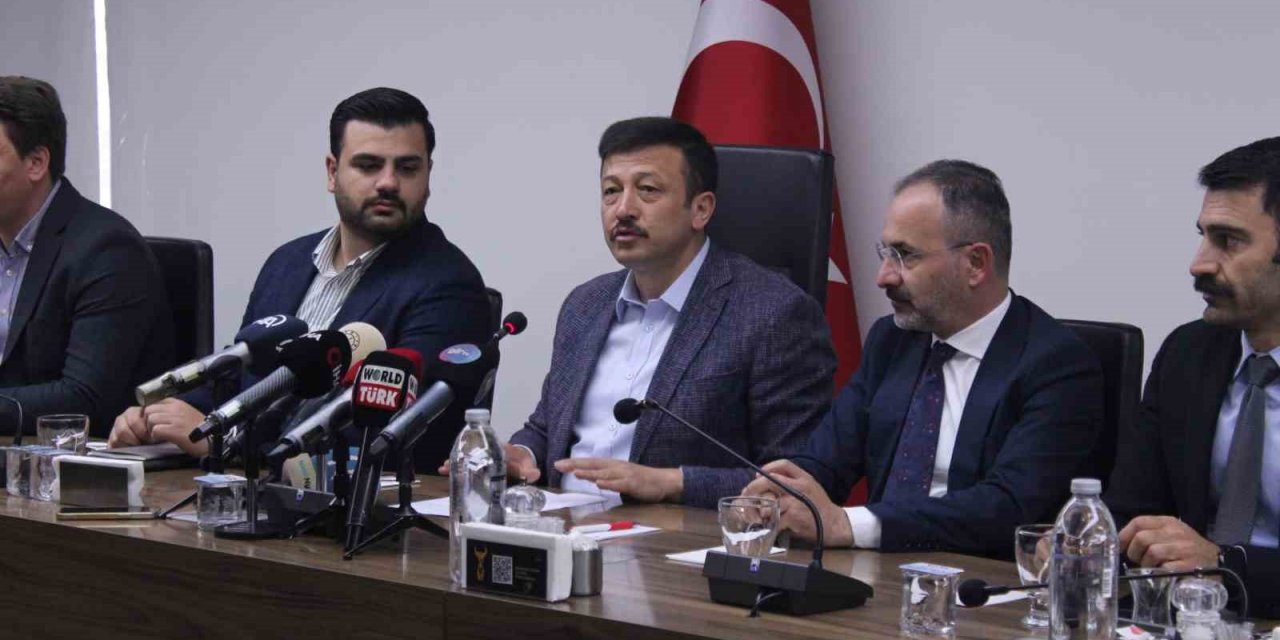 AK Parti İzmir’den İzmirlilere 5 yıllık proje sözü