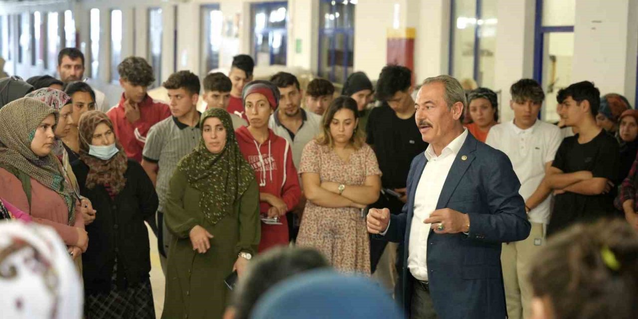 Milletvekili Şahin Tin, Denizli’yi karış karış geziyor