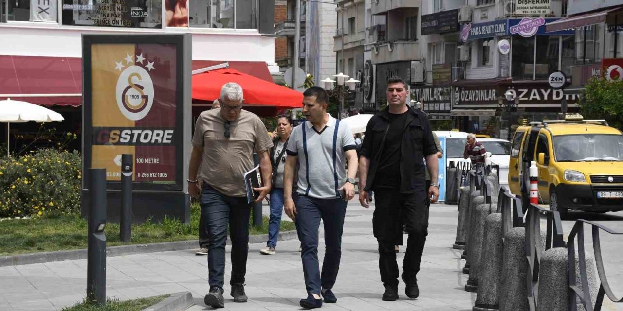 Kuşadası Kent Meydanı ile modern bir yaşam alanına kavuşacak