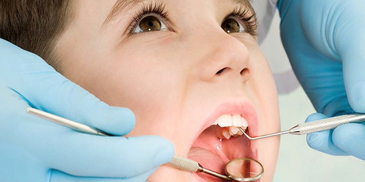 К чему снится зуб раскрошился без крови. Плохая гигиена полости рта у детей. Стоматологические болезни фото. Кариес молочных зубов детская стоматология.