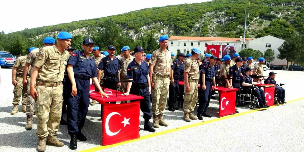 Muğla’da engelli bireyler asker oldu, aileleri gururlandı