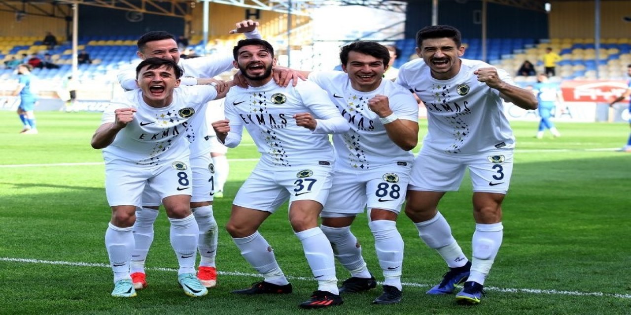 Menemen FK, ligde kalmayı garantiledi