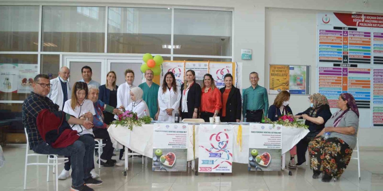 Muğla’da Dünya Hipertansiyon gününde stant kuruldu