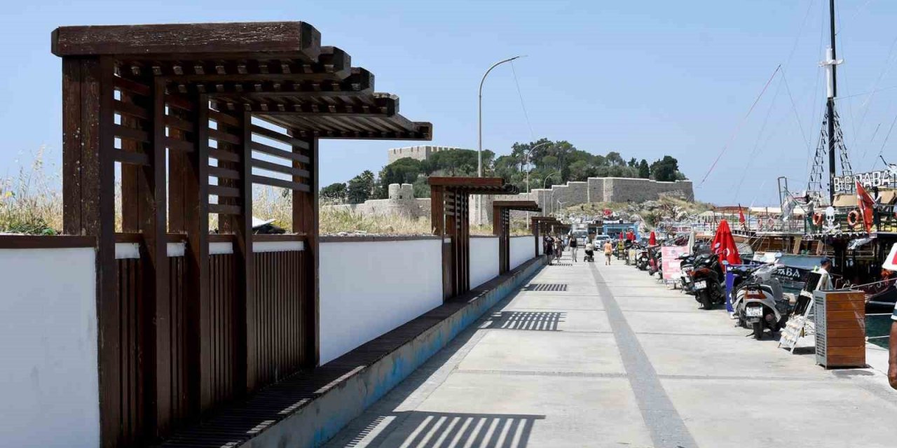 Tarihi Güvercinada Kalesi yoluna estetik dokunuş