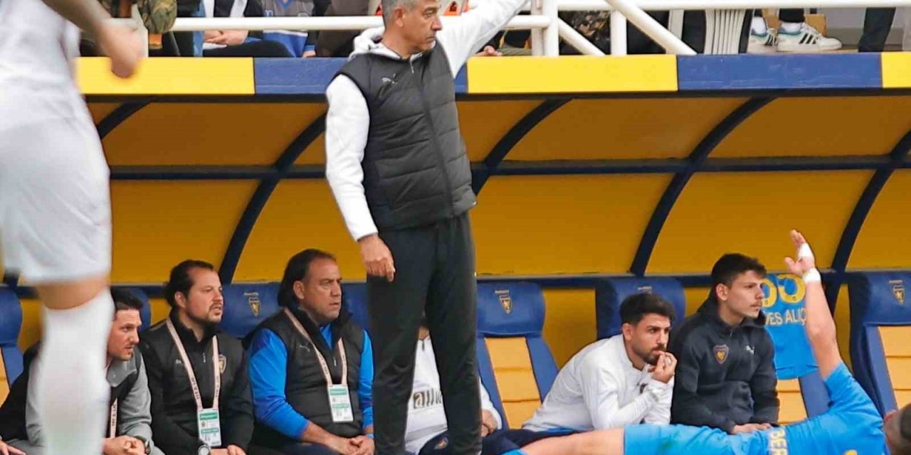 Bucaspor 1928, Karafırtınalar yönetiminde 1 kez kaybetti