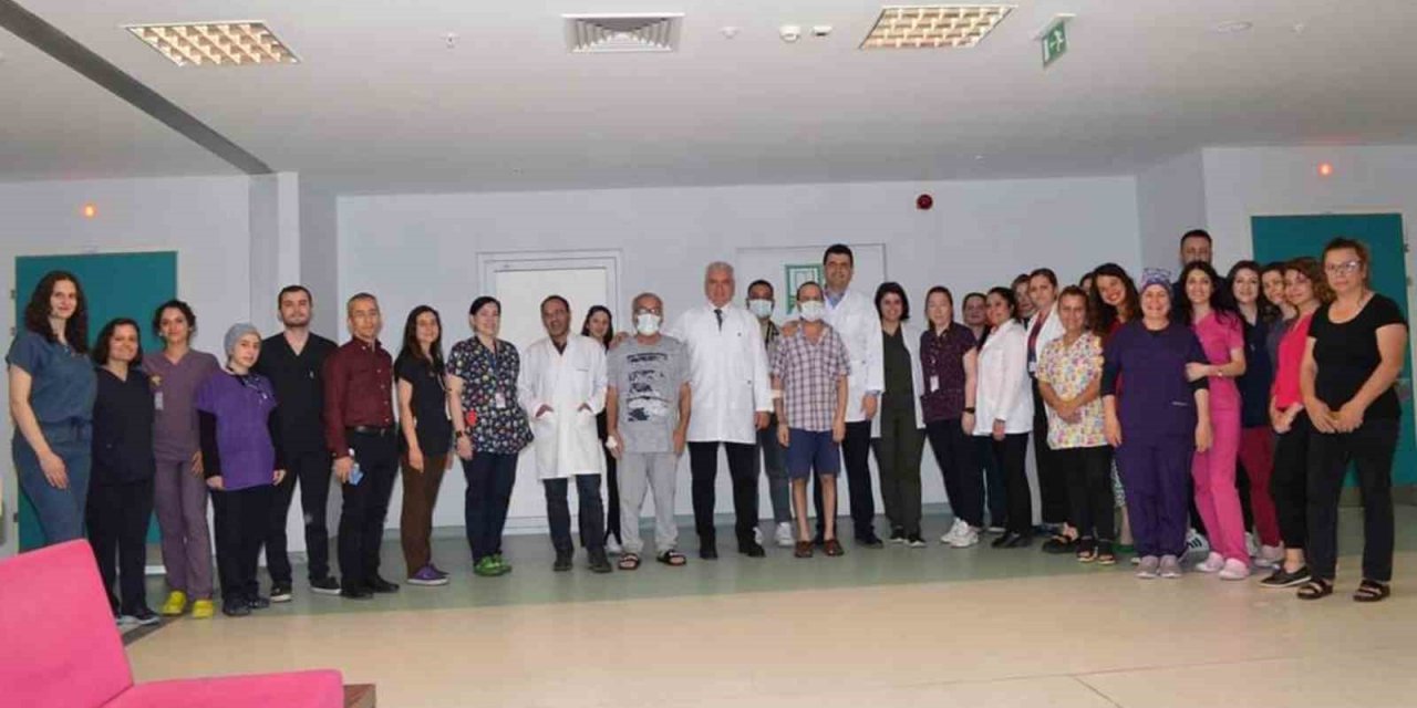 Muğla EAH’ta tek kadavran iki hastaya aynı anda böbrek nakli