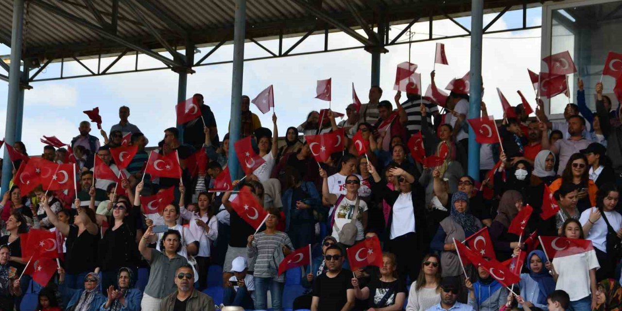 Söke’de 19 Mayıs coşkuyla kutlandı