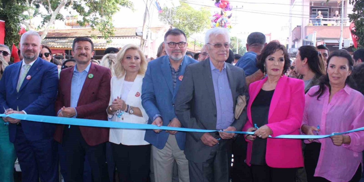 Menemen’de çilek tadında festival