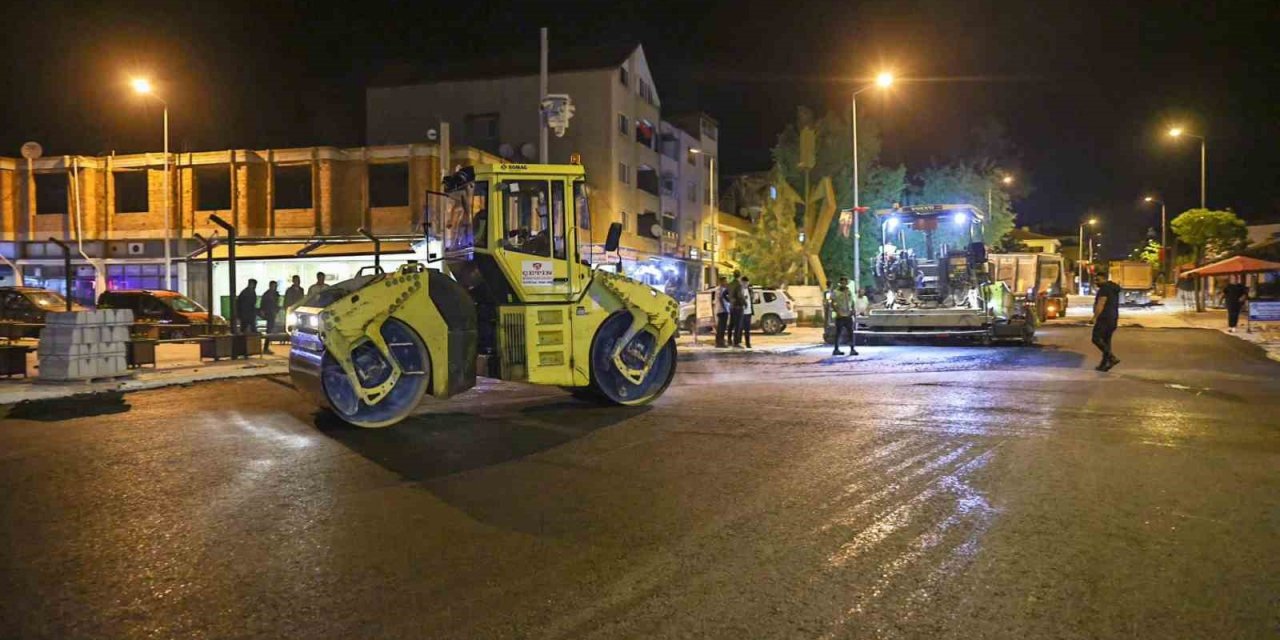 Bozkurt’ta gece asfalt mesaisi