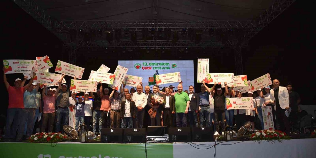 Yüz binler Emiralem Çilek Festivalinde buluştu