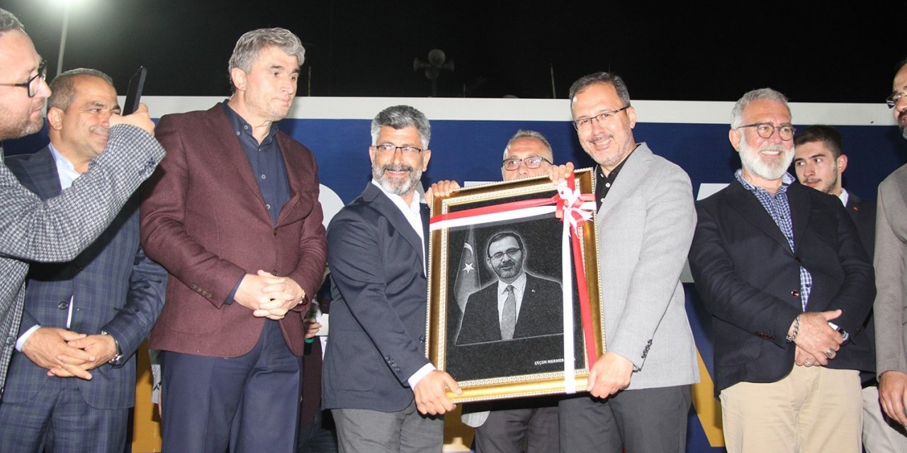 CEMAR’dan Bakan Kasapoğlu’na özel hediye