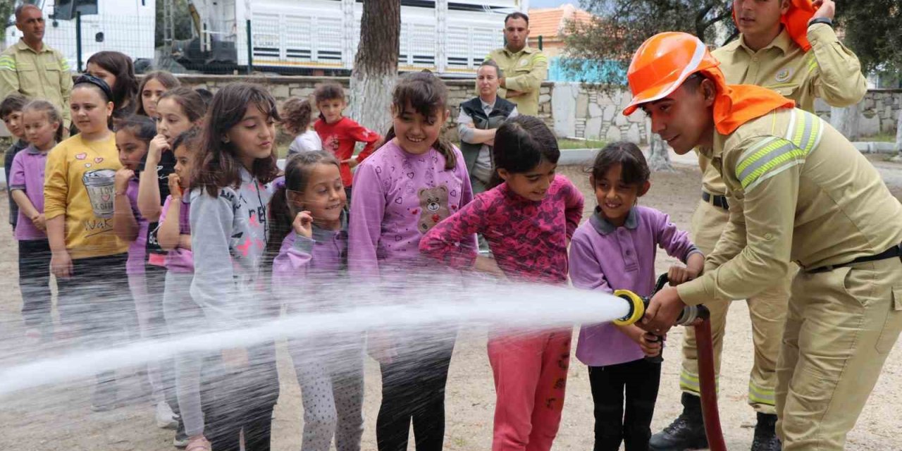 Ormancılardan okullarda yangın eğitimi