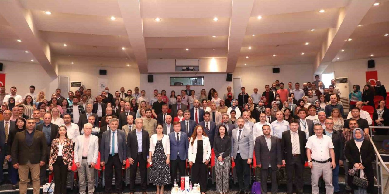 DEÜ’den geleneksel tıp bilgilendirmesi