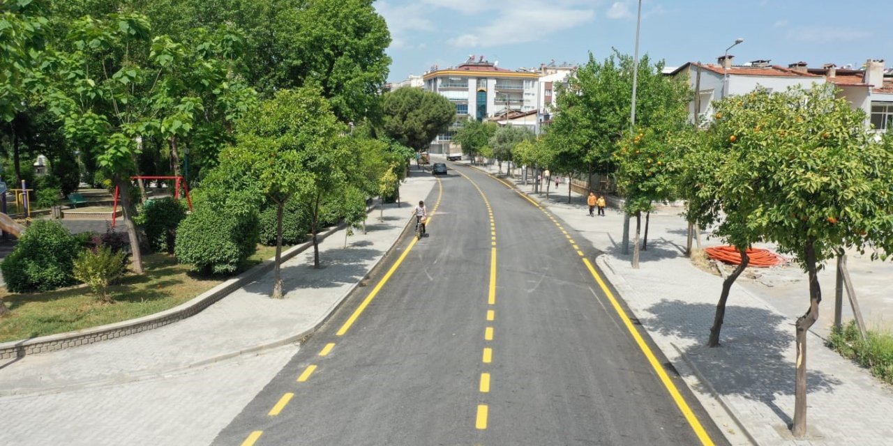 Aydın Büyükşehir Belediyesi Efeler Evliya Çelebi Caddesi’ni yeniledi