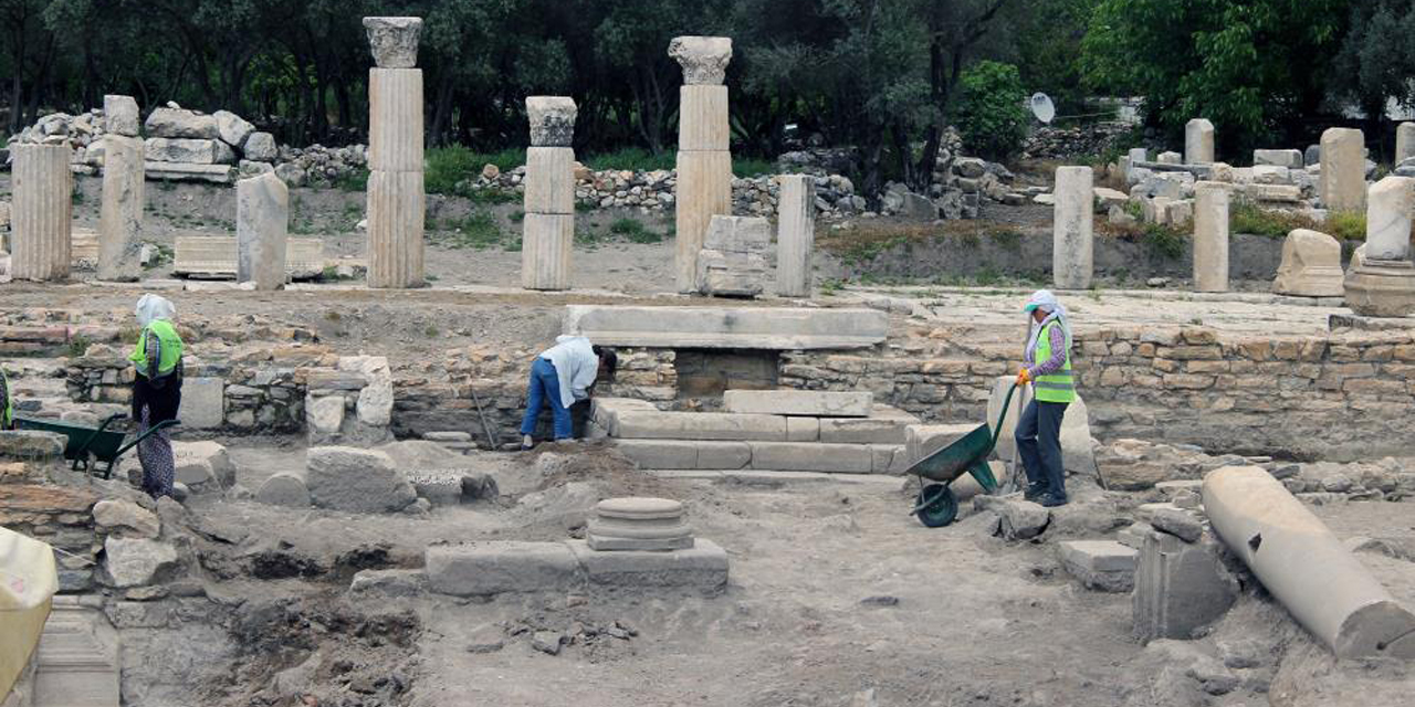 Stratonikeia’nın gizemli meydanının sırrı çözülüyor