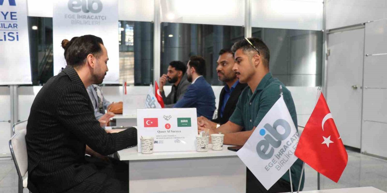 Türk mobilya ihracatçıları Suudi Arabistan ve Fas ile masaya oturdu