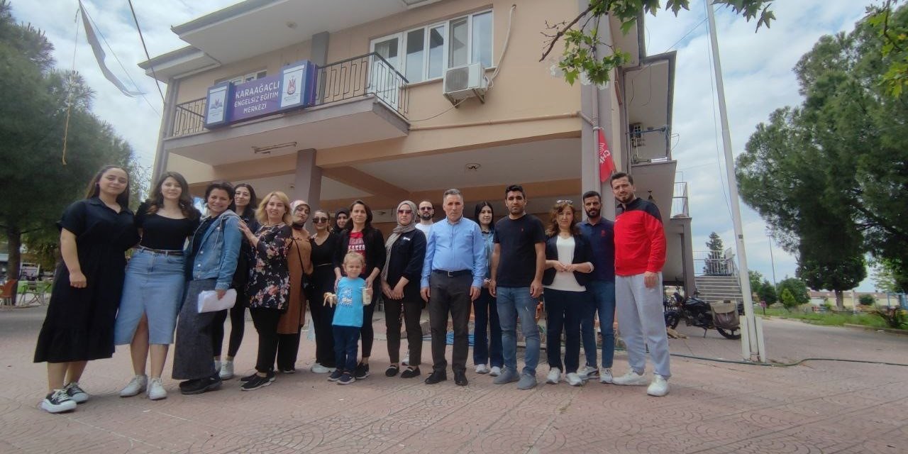 Ustalık belgelerini aldılar ilk hizmetlerini engellilere verdiler