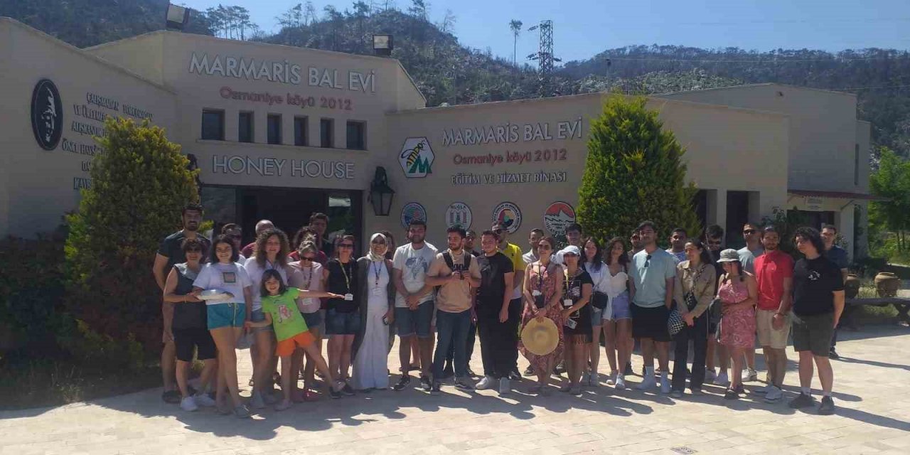 Depremzede öğrenciler Marmaris’te ağırlandı