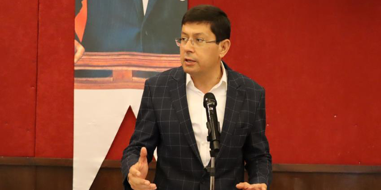 Başkan Özcan 82 mahalle muhtarından destek istedi