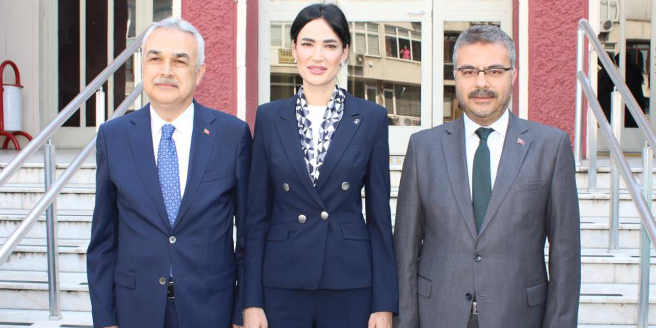 AK Partili vekiller mazbatalarına kavuştu