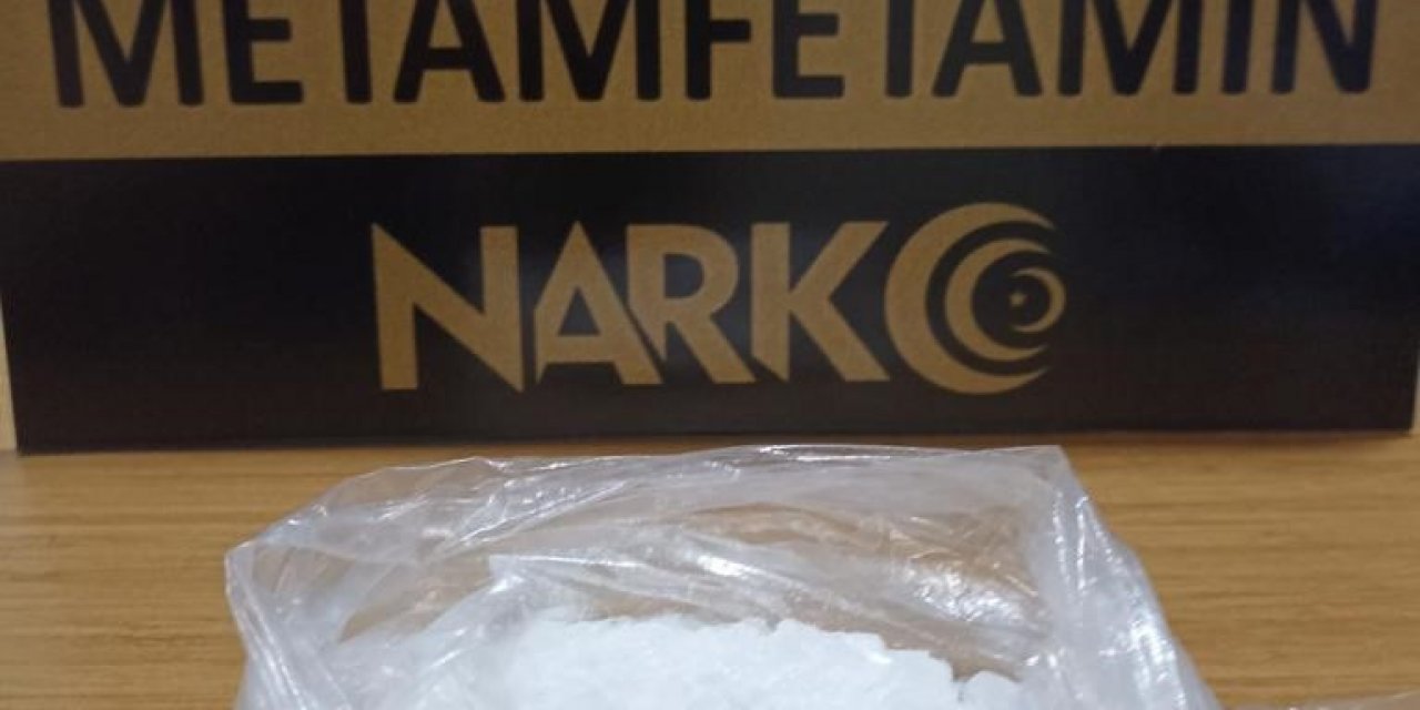 Manisa’da şüpheli araçtan metamfetamin çıktı: 3 tutuklama