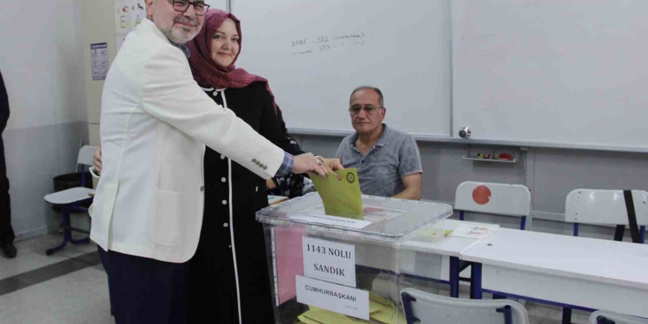 AK Partili Saygılı oyunu kullandı