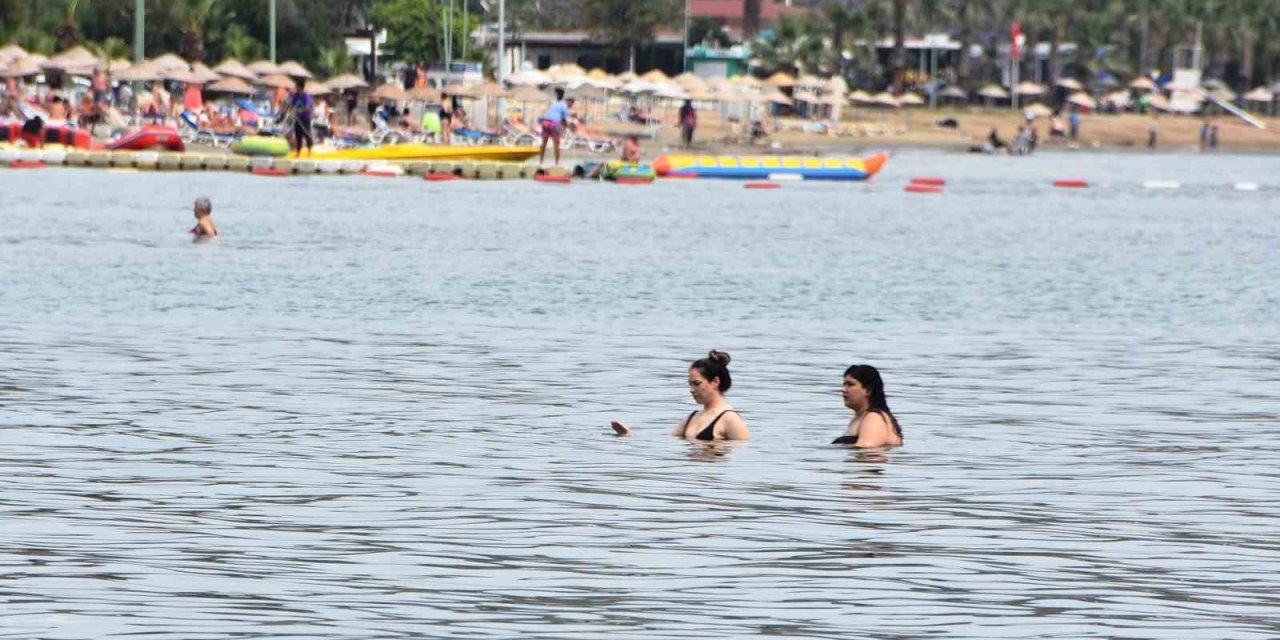 Bodrum’da oyunu kullanan denize akın etti