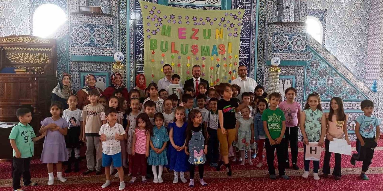 Aydın’da minikler için mezuniyet buluşması düzenledi