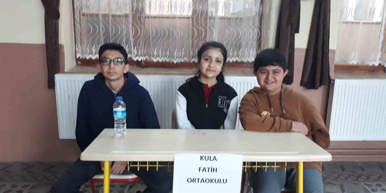 Kulalı öğrenciler finalde