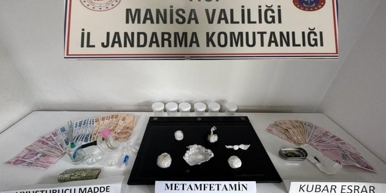 Uşak’tan Salihli’ye uyuşturucu sevkiyatına jandarma engeli