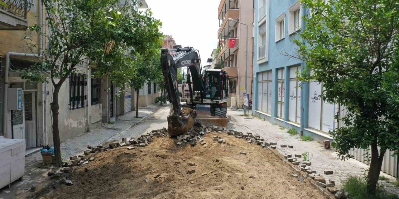 Aydın Büyükşehir Belediyesi Çine’nin yollarını yeniliyor