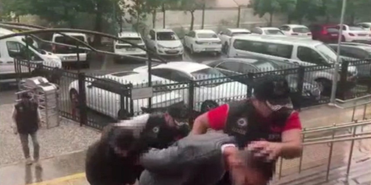 İzmir’de faciadan dönüldü: 6 el yapımı patlayıcı ele geçirildi