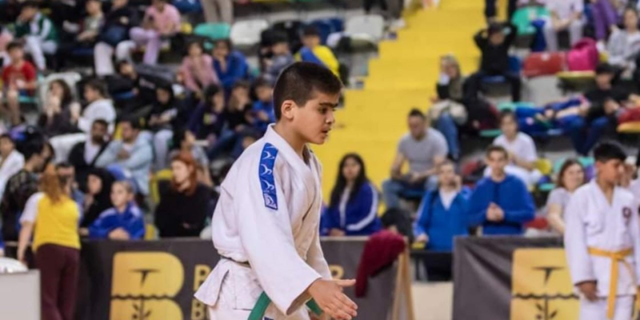 Yunusemreli Poyraz, Türkiye ikincisi oldu