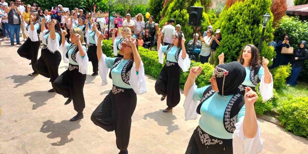 Köyceğiz’de Hayat Boyu Öğrenme Haftası sergi açılışı ile başladı