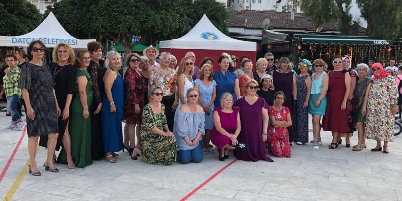 Datça Halk Eğitim Merkezi kursiyerleri hünerlerini sergiledi