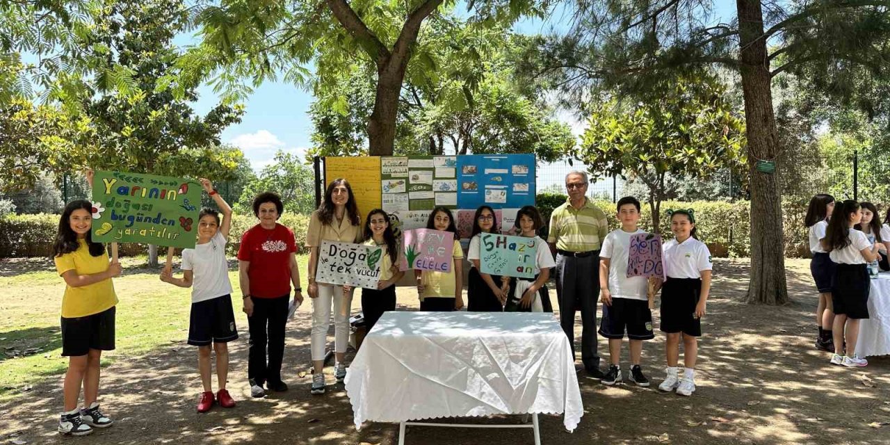 Aydınlı minikler arkadaşlarını çevre konusunda bilgilendirdi