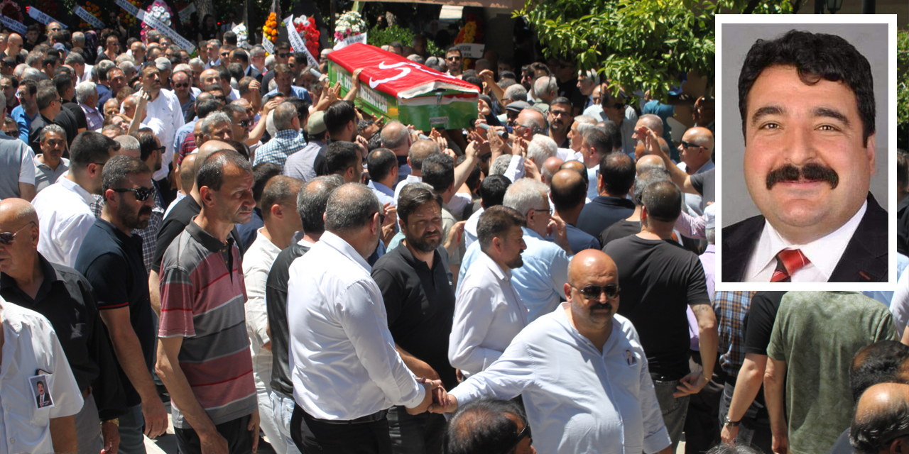 Akçöltekin’in son örtüsü üç hilal oldu!