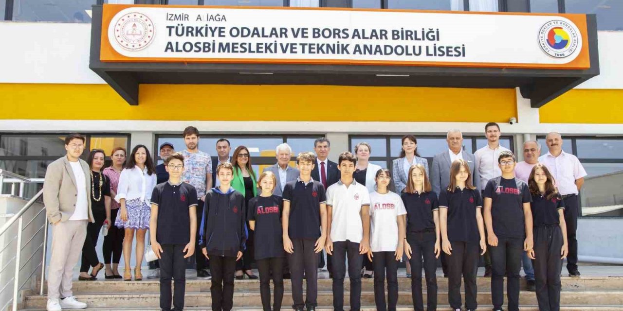 İzmir’den Türkiye’ye örnek okul: Geleceğin sanayicileri ALOSBİ’de yetişiyor