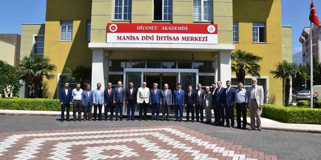 "Diyanet Akademisi Aday Din Görevlileri" eğitime başladı