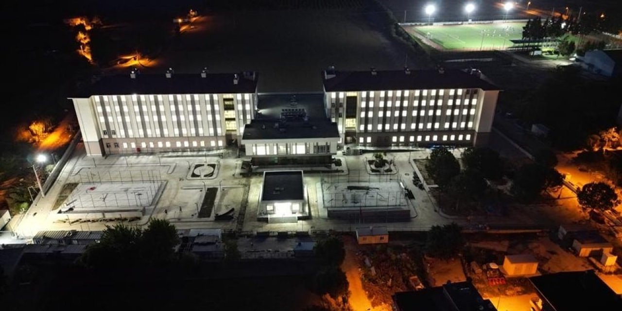 Koçarlı öğrenci yurdunda son rötuşlar yapılıyor