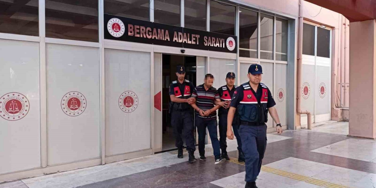 İzmir’de jandarmadan uyuşturucu tacirlerine operasyon