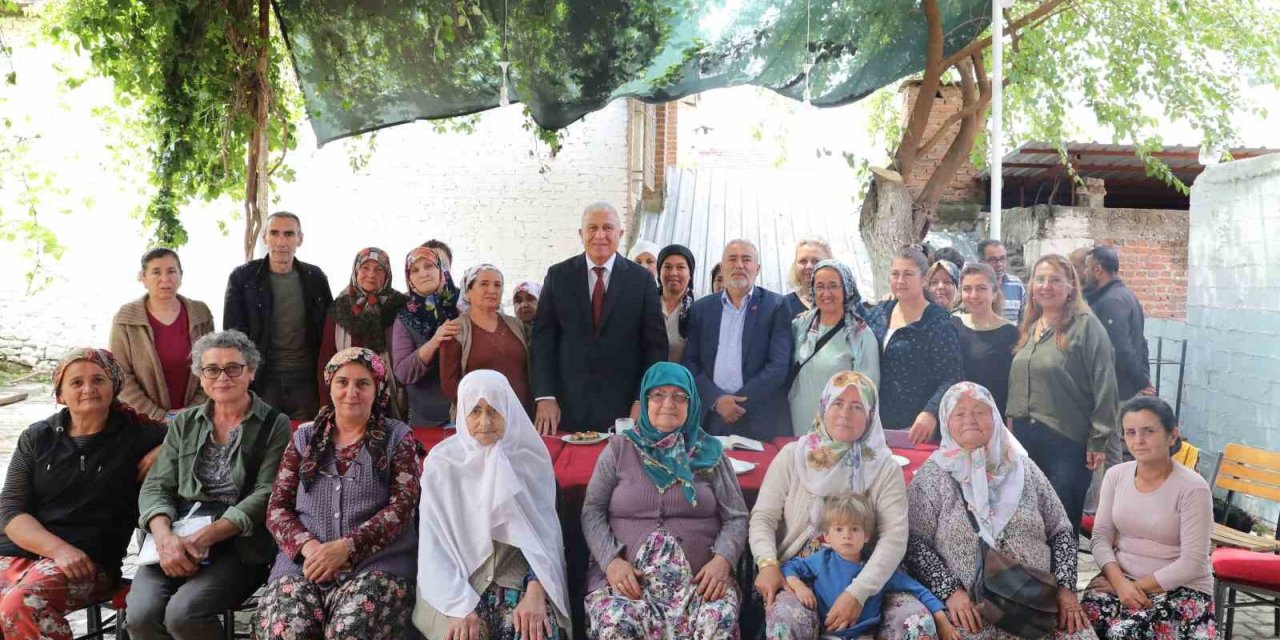 Kızılcaköylü kadınlardan Başkan Atay’a teşekkür