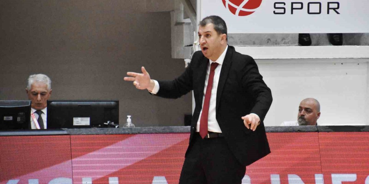 Burak Gören: "Aliağa’mızın tüm fertleriyle oluşan sevgi ortamına layık olmaya çalışacağım”