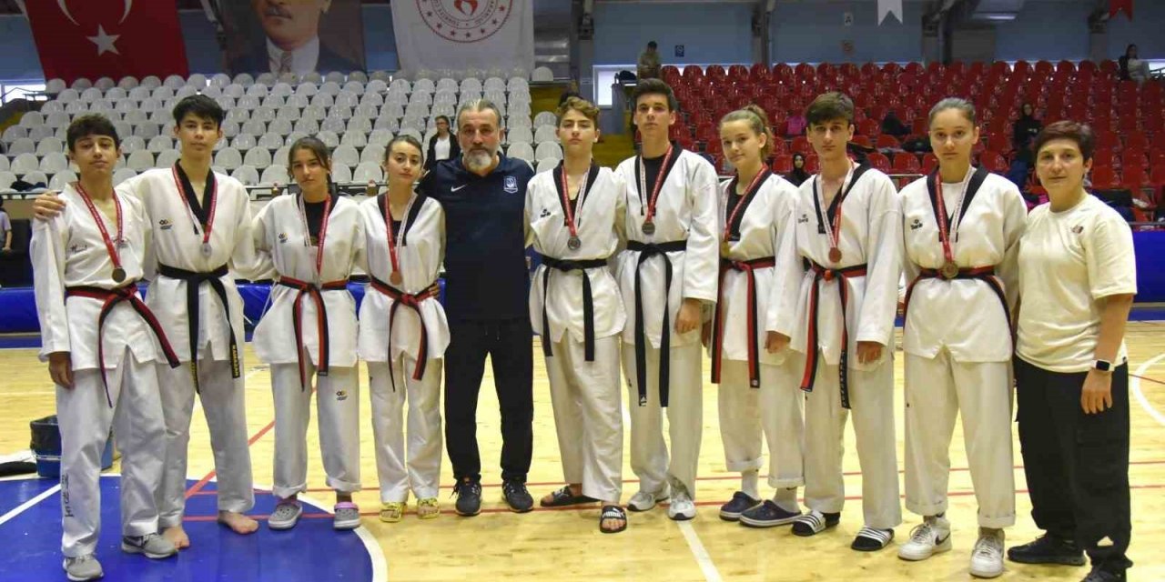 Yunusemreli gençler Karaman biletini kaptı